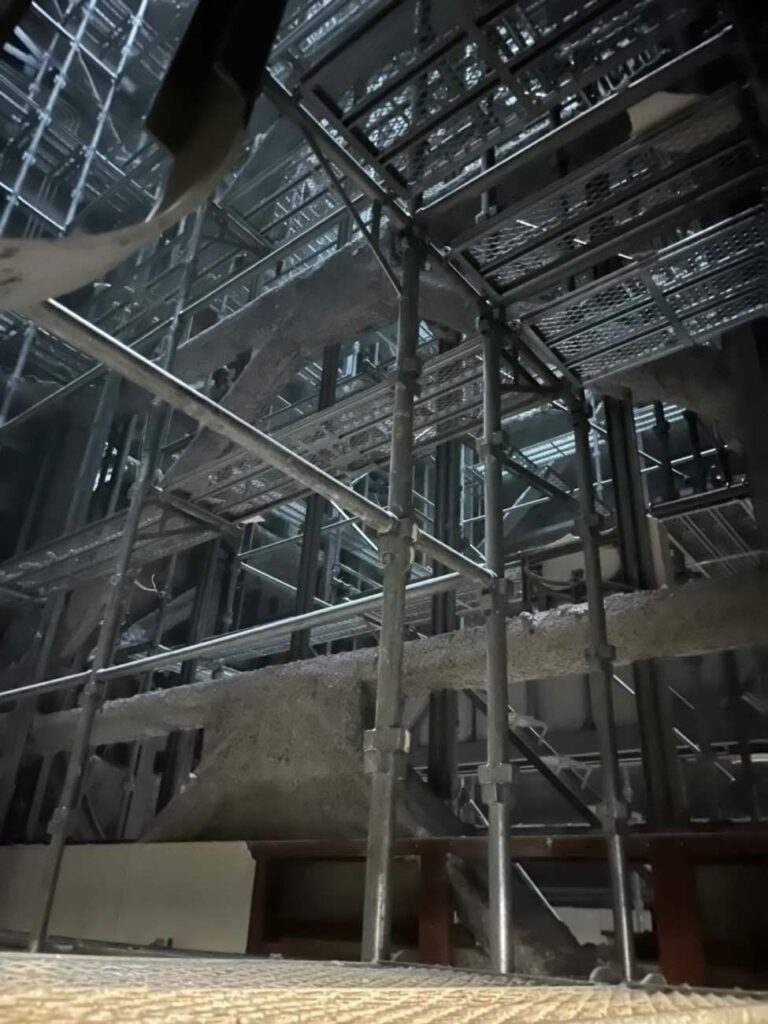 兵庫県神戸市（S造3Ｆ建物+S造タワーパーキング）解体工事　大和産業開発